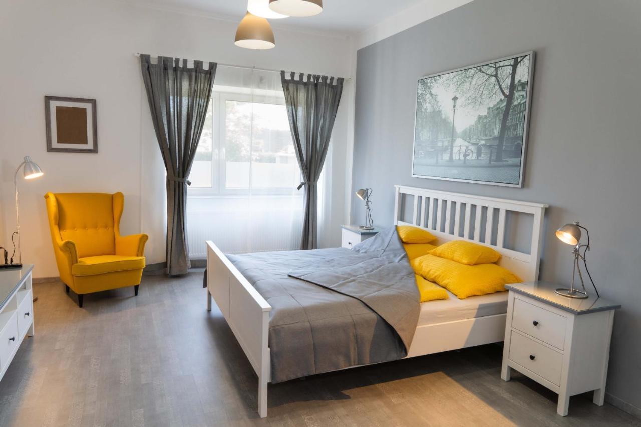 Kunfoglalas Apartmanhaz Kisujszallas 외부 사진
