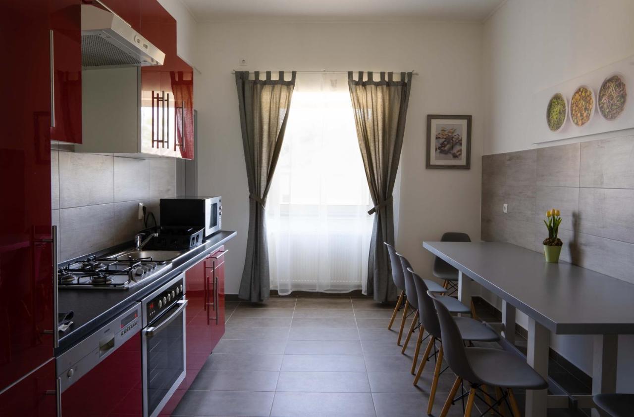 Kunfoglalas Apartmanhaz Kisujszallas 외부 사진